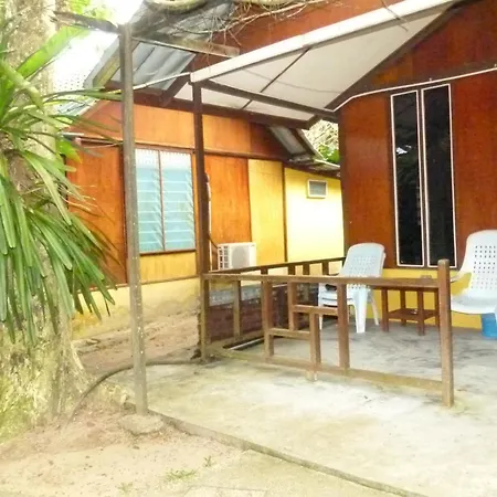 Cheers Garden Chalet Kampong Ayer Batang Bagian luar foto