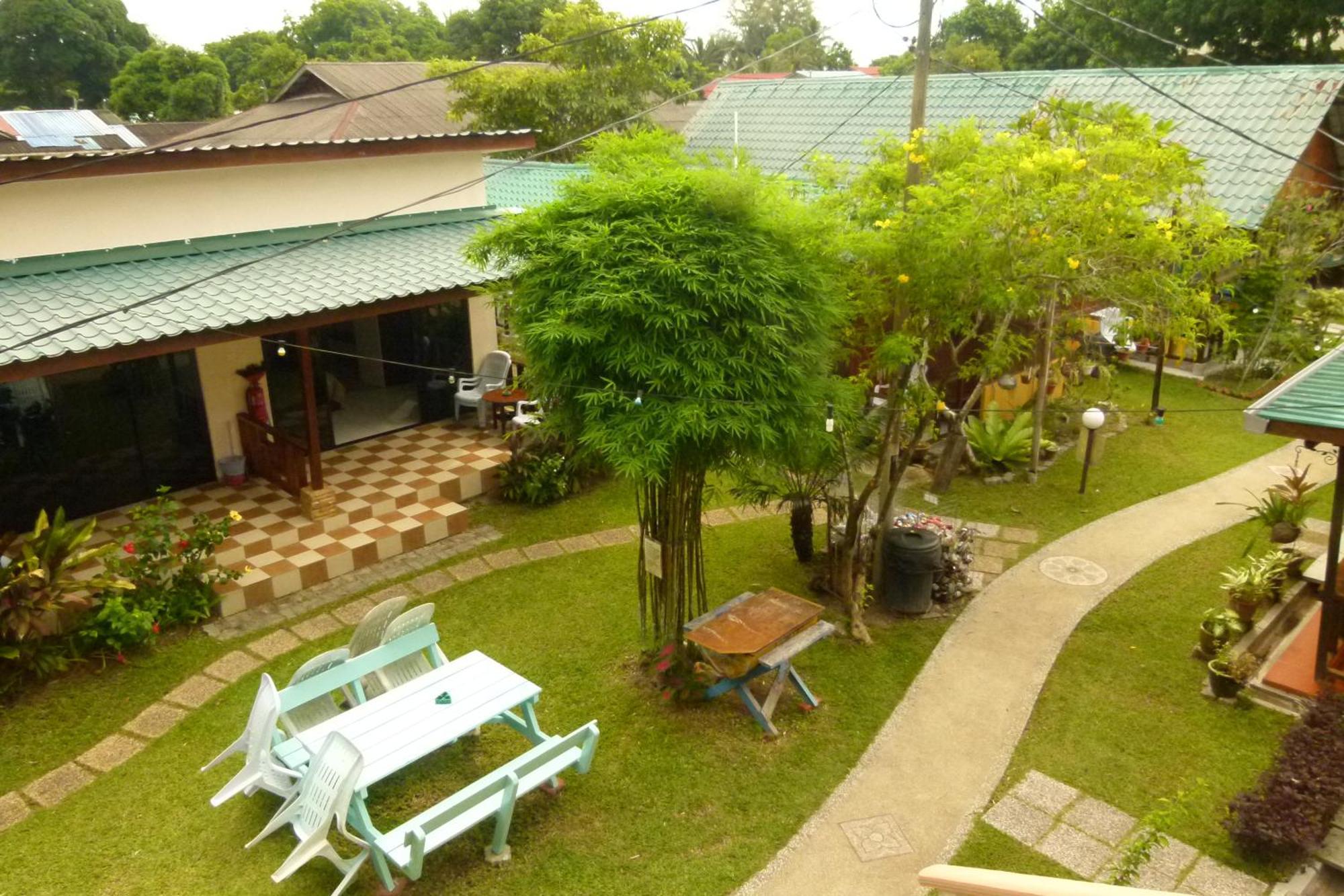 Hotel Cheers Garden